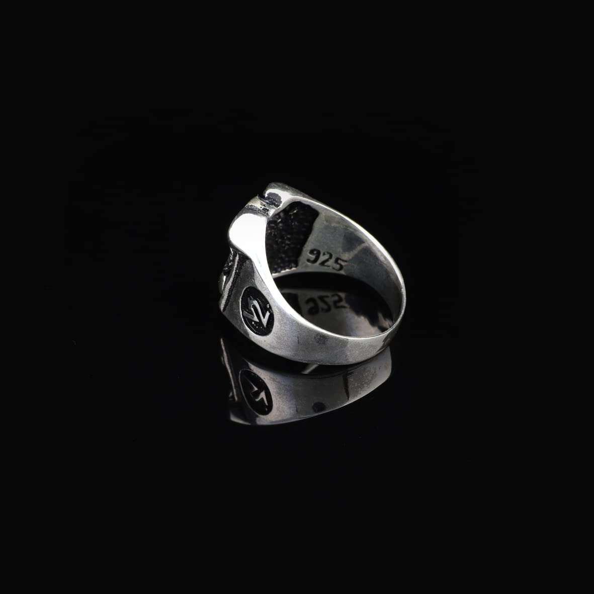 Skull Ring