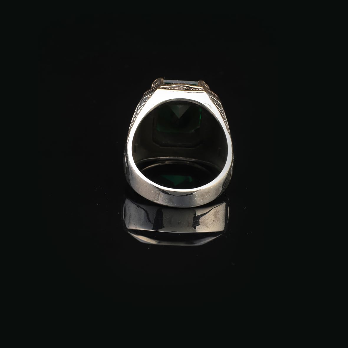 Handmade Emerald Gemstone Watch Band Ring – 925 Sterling Silver Vintage Men's Engagement Ring – Custom Engraved Rings for Men + Silver Polishing Cloth Gift