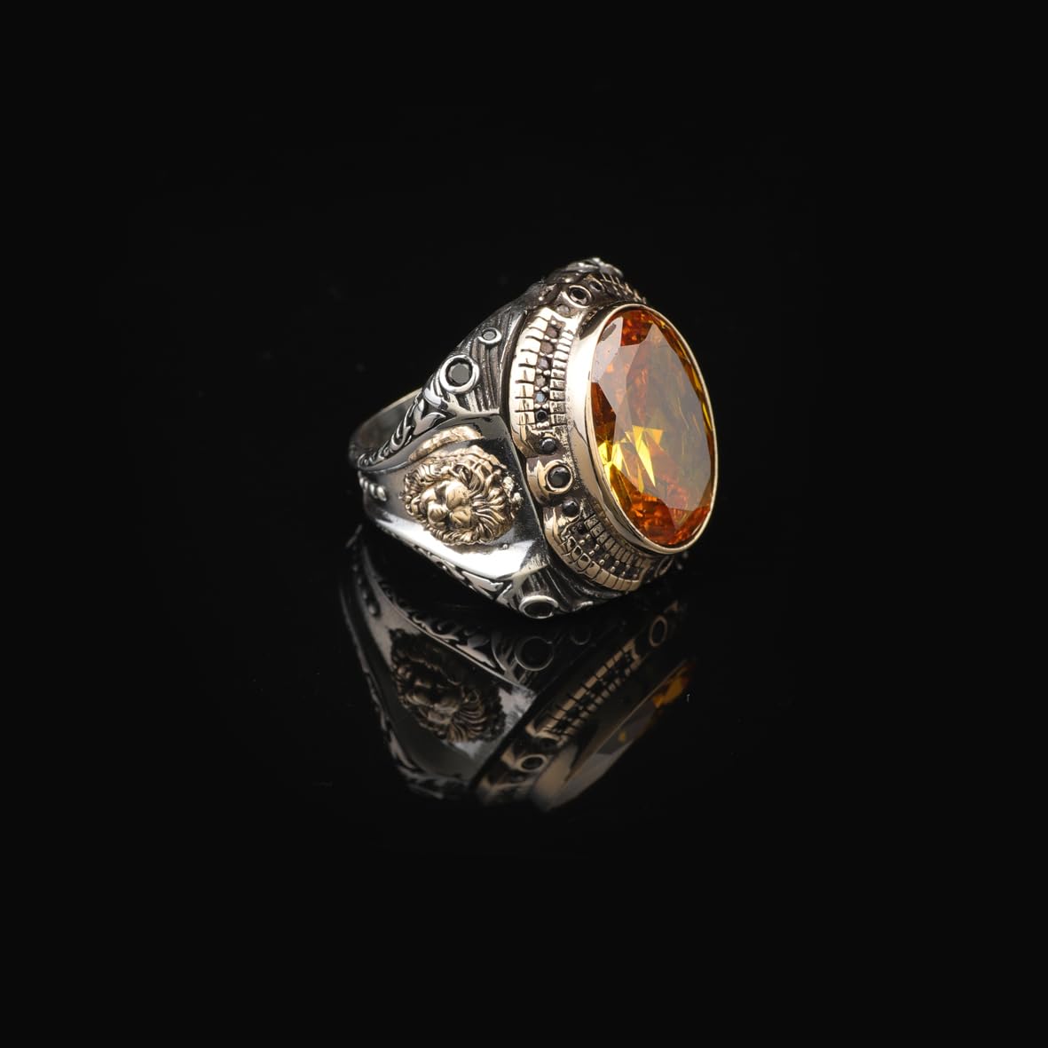 Men’s Vintage Citrine Lion Signet Ring – Handmade Sterling Silver Ring with Gemstone – Animal-Inspired Ring for Men – Custom Engraving – Gift Silver Polishing Cloth