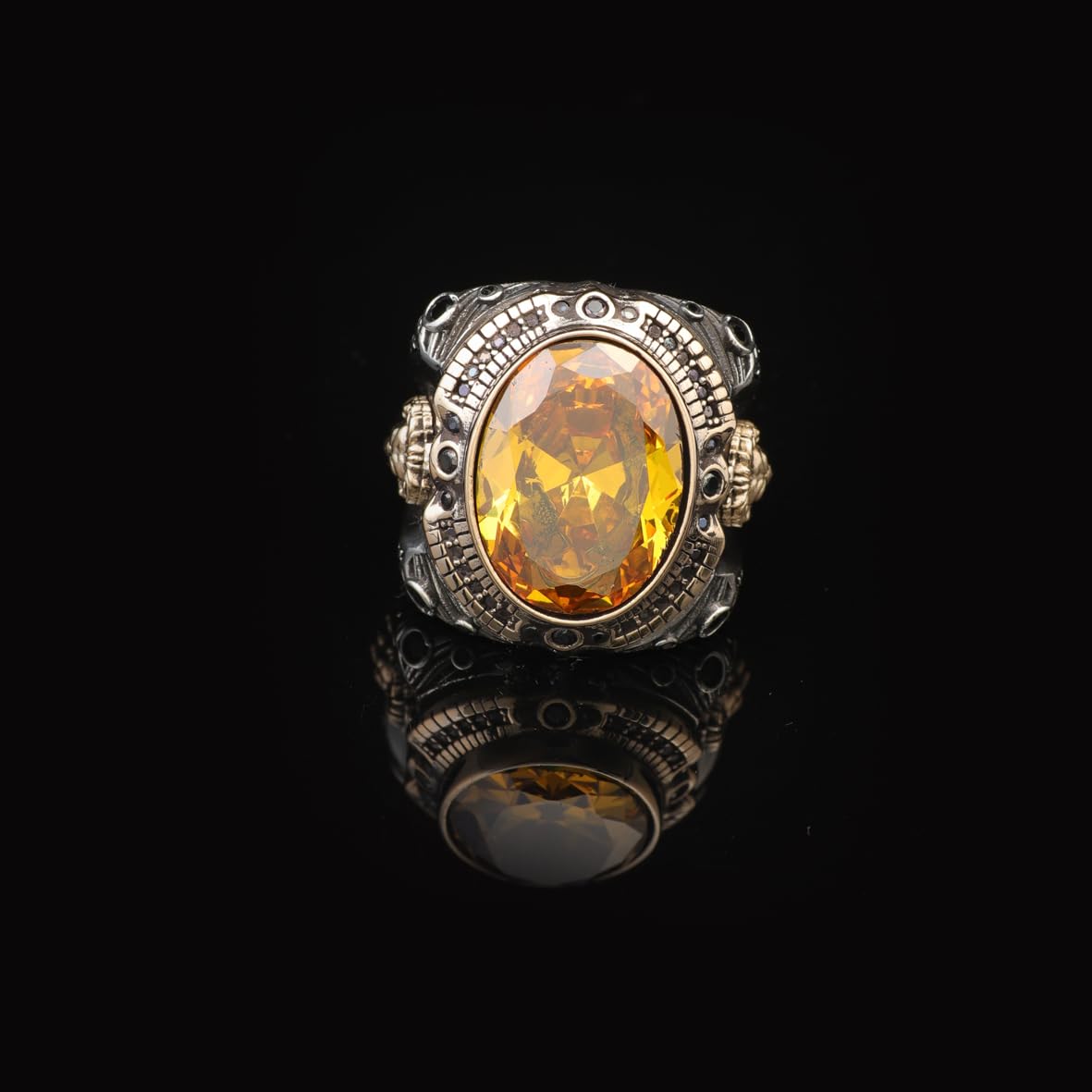 Men’s Vintage Citrine Lion Signet Ring – Handmade Sterling Silver Ring with Gemstone – Animal-Inspired Ring for Men – Custom Engraving – Gift Silver Polishing Cloth