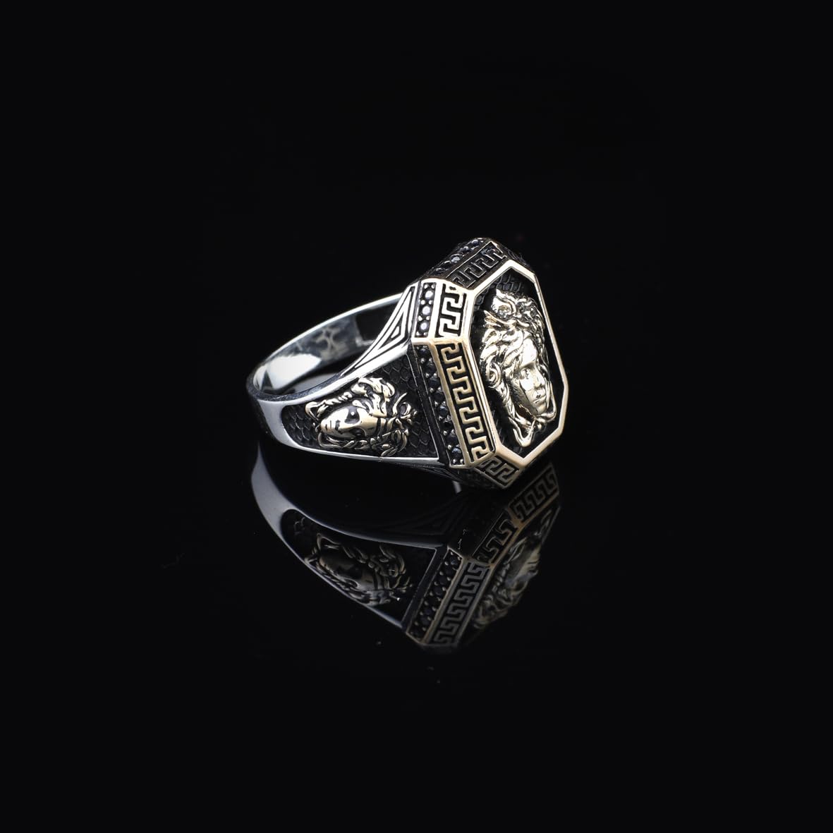 Handmade 925 Sterling Silver Medusa Custom Signet Ring for Men - Mythology Inspired Jewelry with Ring and Silver Polishing Cloth Gift