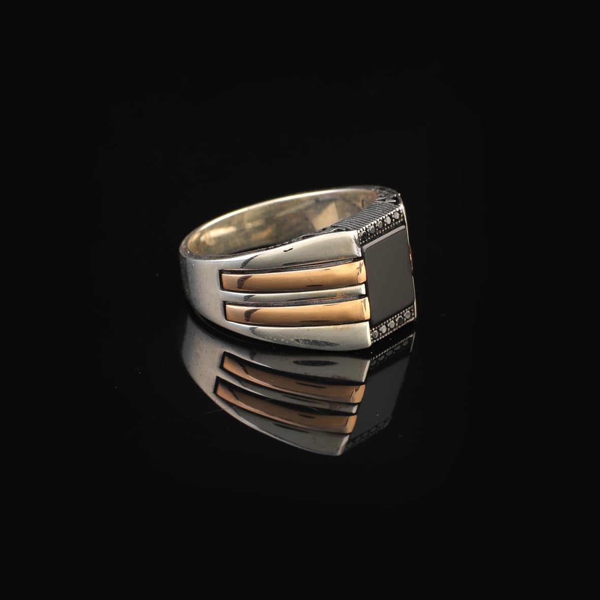 Men’s Sterling Silver Onyx Ring