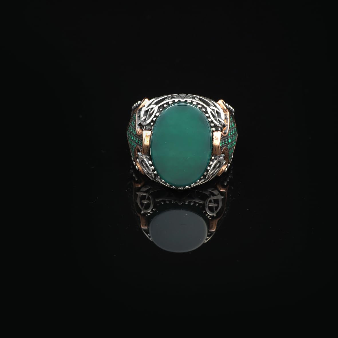 Handmade Vintage Jade Oval Stone Ring – 925 Sterling Silver Signet and Pinky Ring for Men