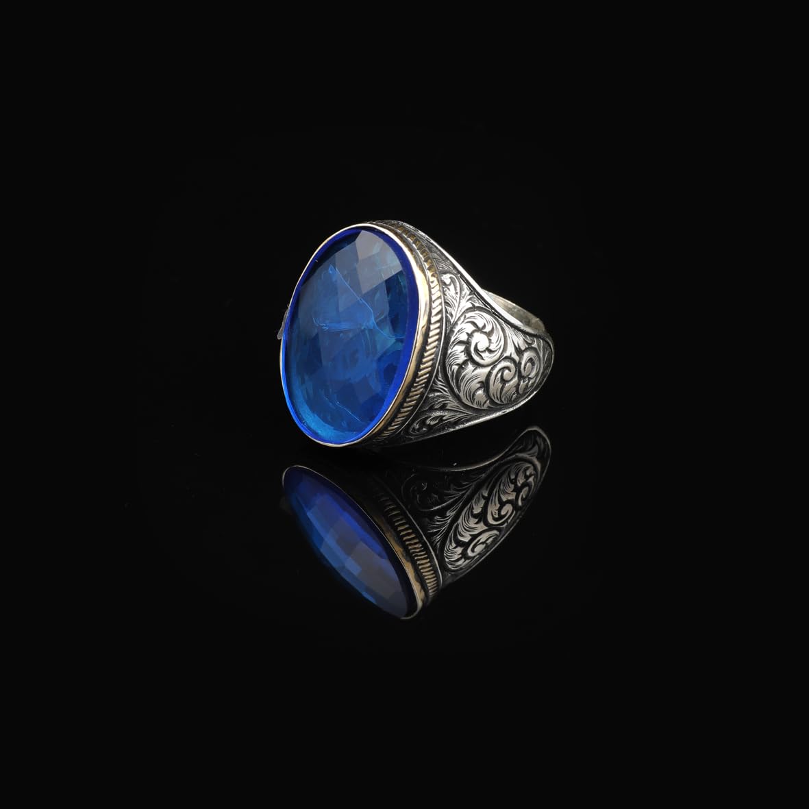 "Handmade Vintage Men's Ring with 925 Sterling Silver and Gemstone - Unique Jewelry Piece - Ring with Silver Polishing Cloth Gift