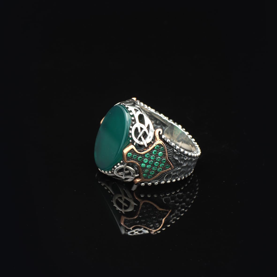 Handmade Vintage Jade Oval Stone Ring – 925 Sterling Silver Signet and Pinky Ring for Men