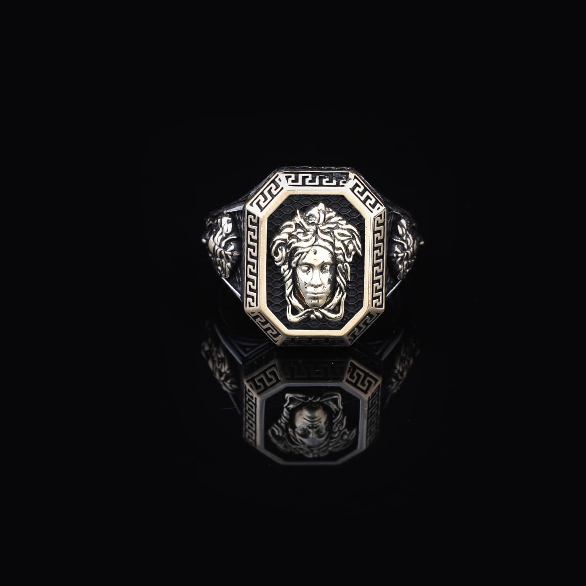 Handmade 925 Sterling Silver Medusa Custom Signet Ring for Men - Mythology Inspired Jewelry with Ring and Silver Polishing Cloth Gift
