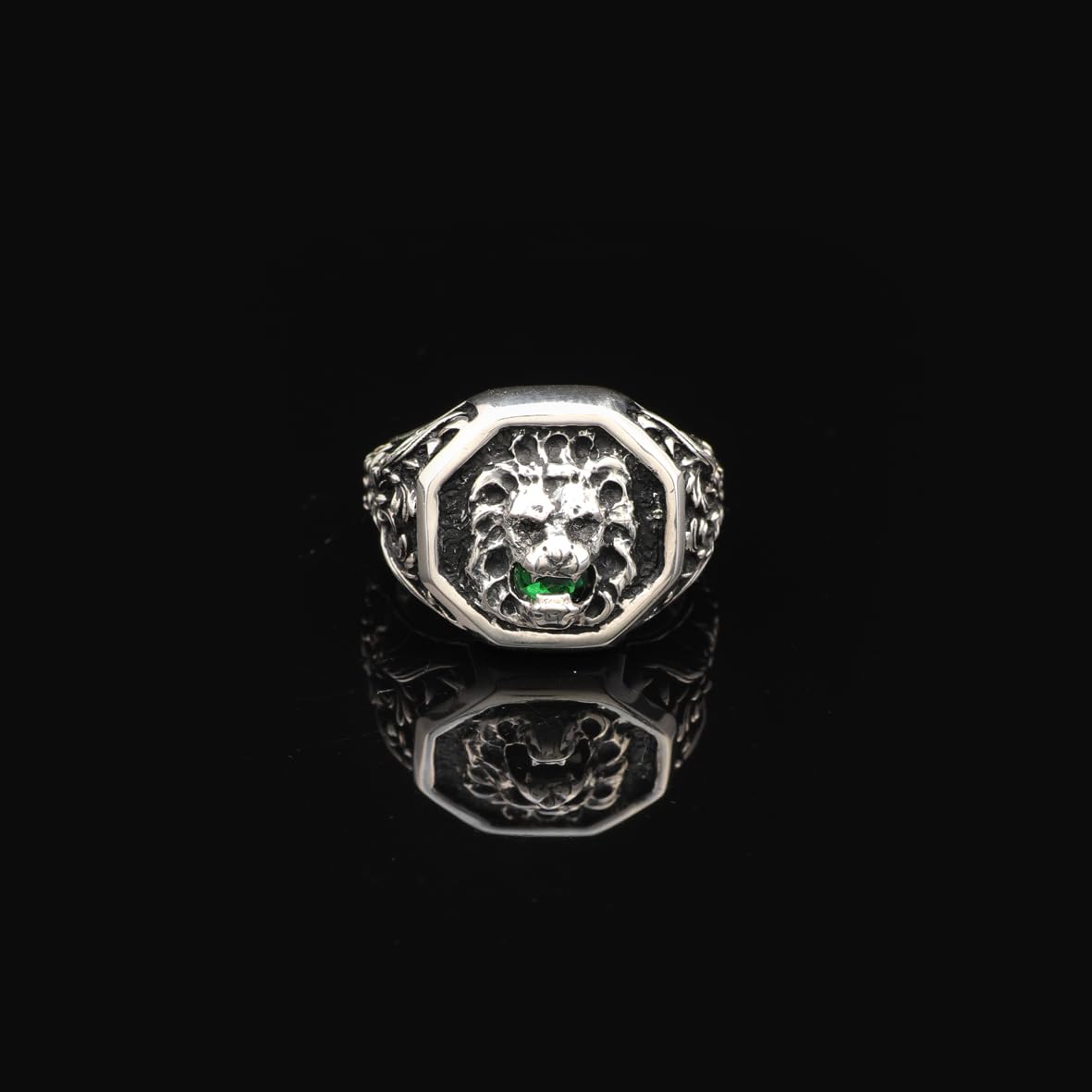 Handmade Vintage Lion Signet Pinky Ring - 925 Sterling Silver Men's Engagement Ring with Micro Jade Gemstone