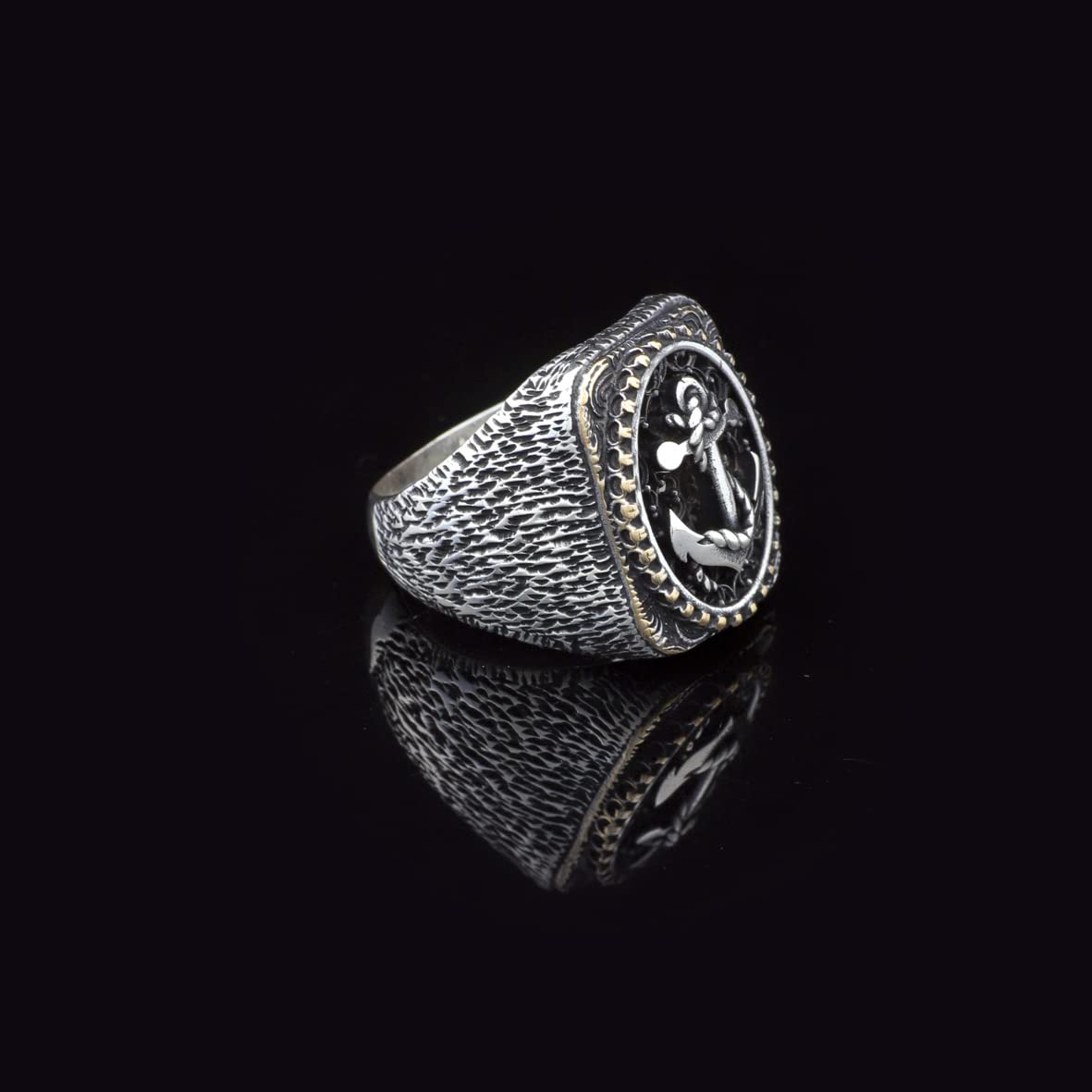 925K Sterling Silver Anchor Ring