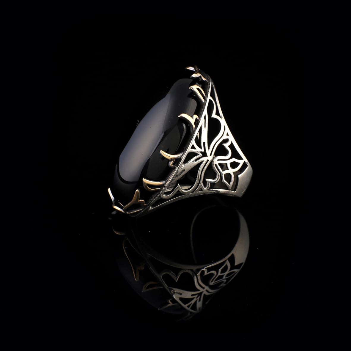 Men's Handmade Black Onyx Ring – Chunky Sterling Silver Vintage Engagement Ring with Ottoman Design