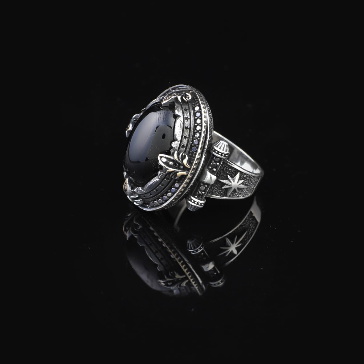 925 Sterling Silver Men's Ring - Handmade Pole Star Design with Black Onyx Gemstone Detail and Silver Polishing Cloth Gift