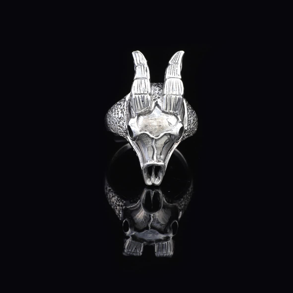 925K Sterling Silver Goat Ring