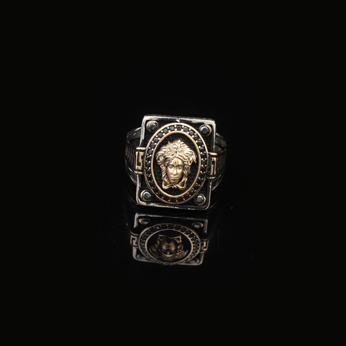 Handmade Medusa Ring for Men – Gothic Signet Ring with Micro Onyx Stone – 925 Sterling Silver Vintage Engagement Ring – Gemstone Mens Silver Ring with Custom Engraving