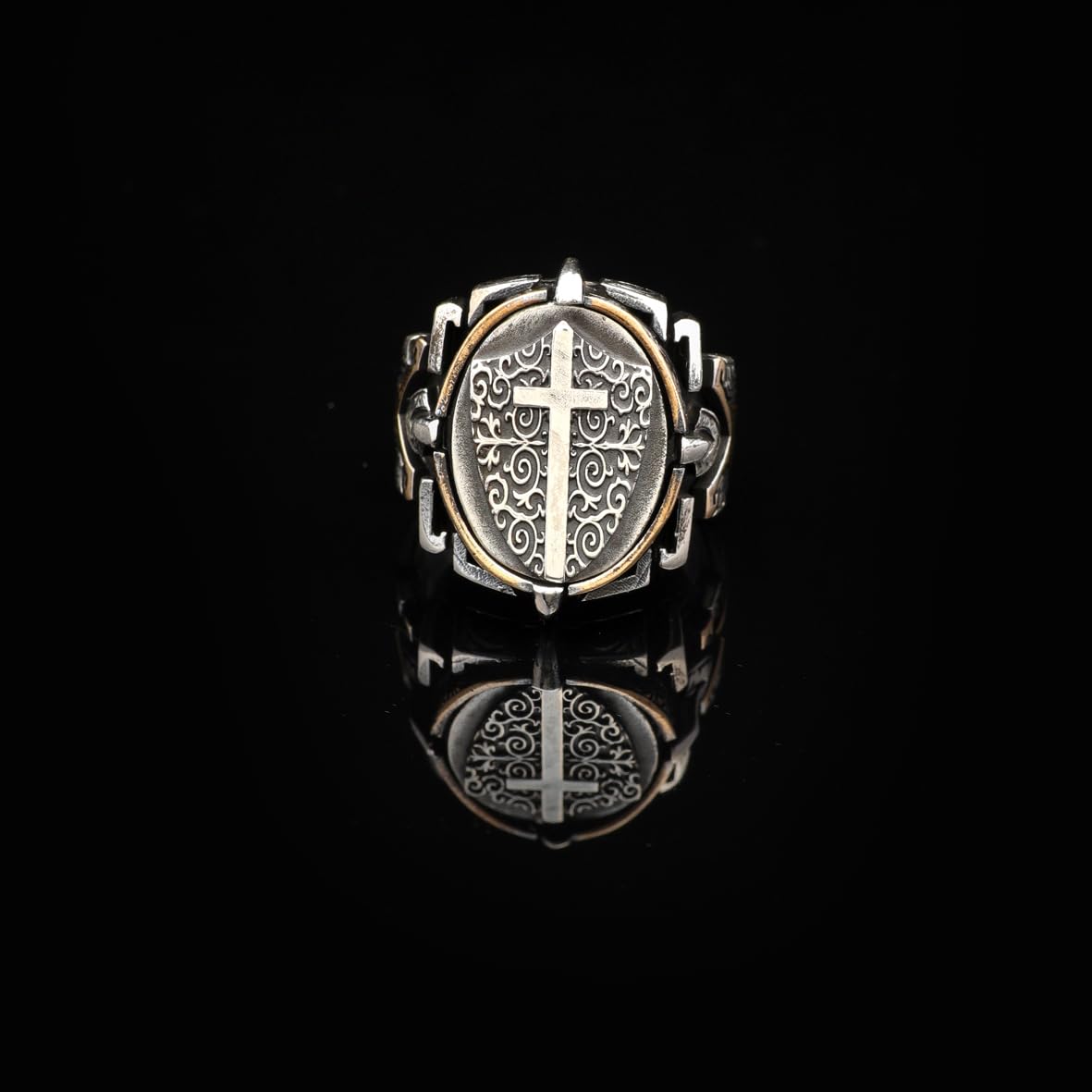 Vintage Shield Cross Signet Ring for Men - 925 Sterling Silver Christian Statement Ring - Polished Handmade Engagement Ring with Custom Engraving