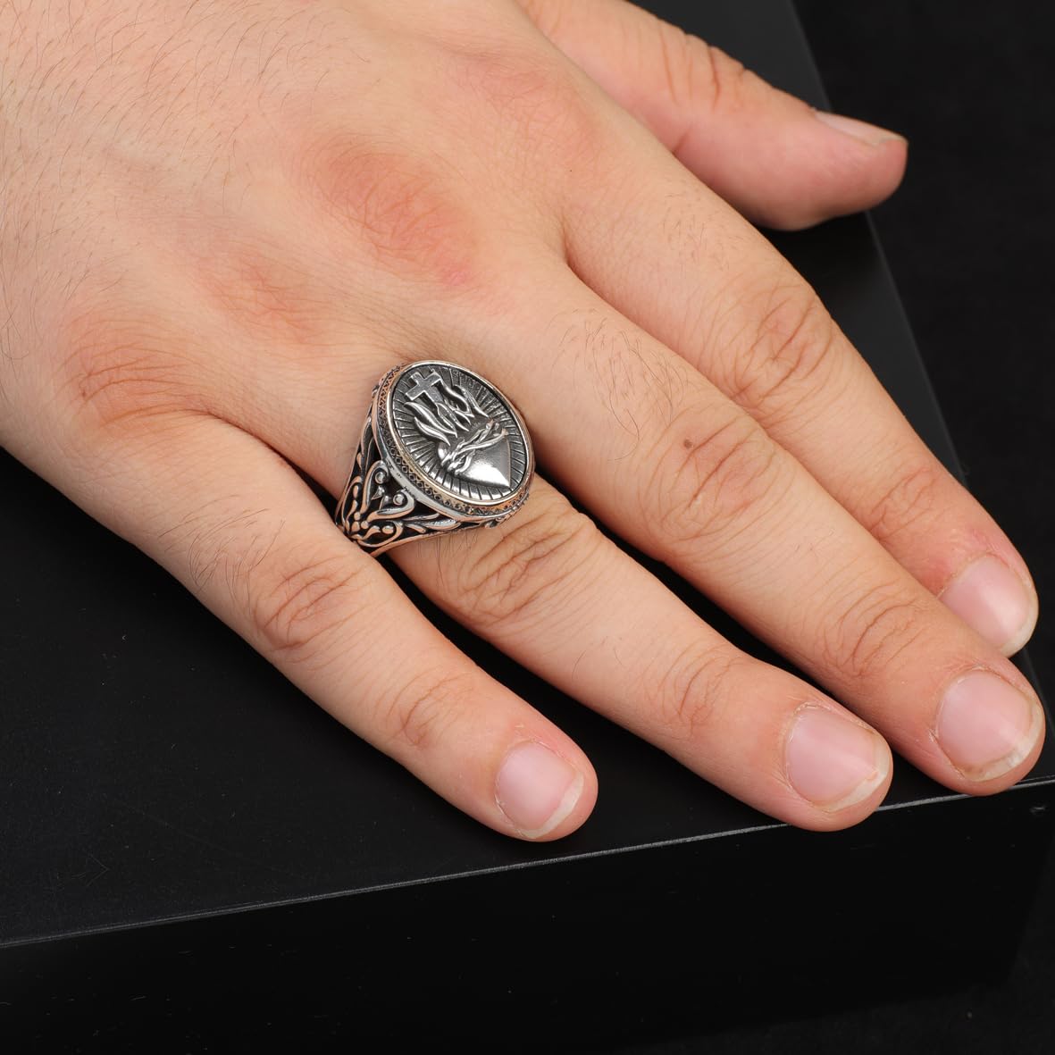 Men's 925 Sterling Silver Cross Signet Ring - Christian Vintage Statement Ring - Polished Handmade Engagement Ring with Custom Engraving - Silver Polishing Cloth Gift Included