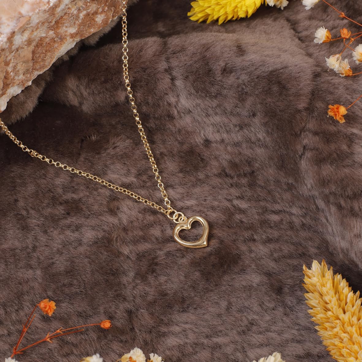 Heart Necklace in Gold Plated Sterling Silver - Heart Necklace in Cute Necklaces Collection - Heart Necklace for Women in Aesthetic Jewelry - Birthday Gifts for Women