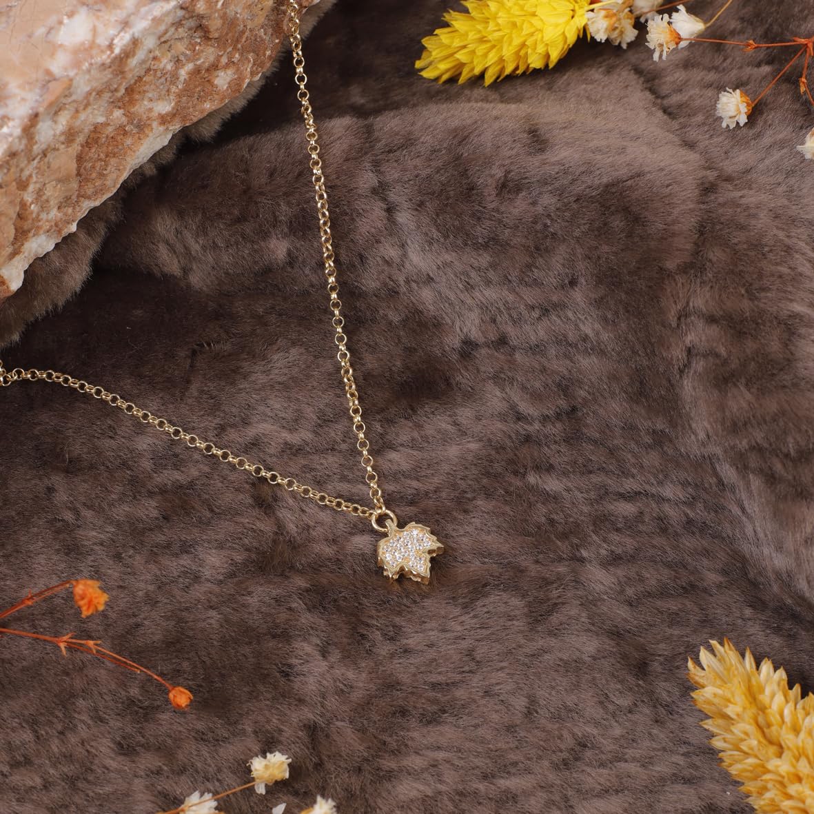 Leaf Necklace with Zircon Stone in Gold Jewelry for Women - Gold Plated Leaf Necklace - Aesthetic Jewelry Delight - Birthday Gifts for Women
