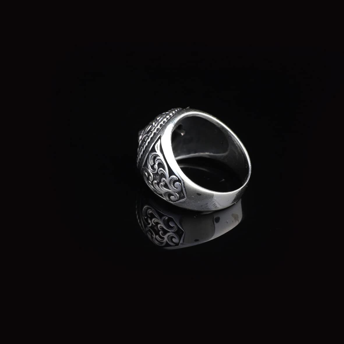 925K Sterling Silver Lion Ring