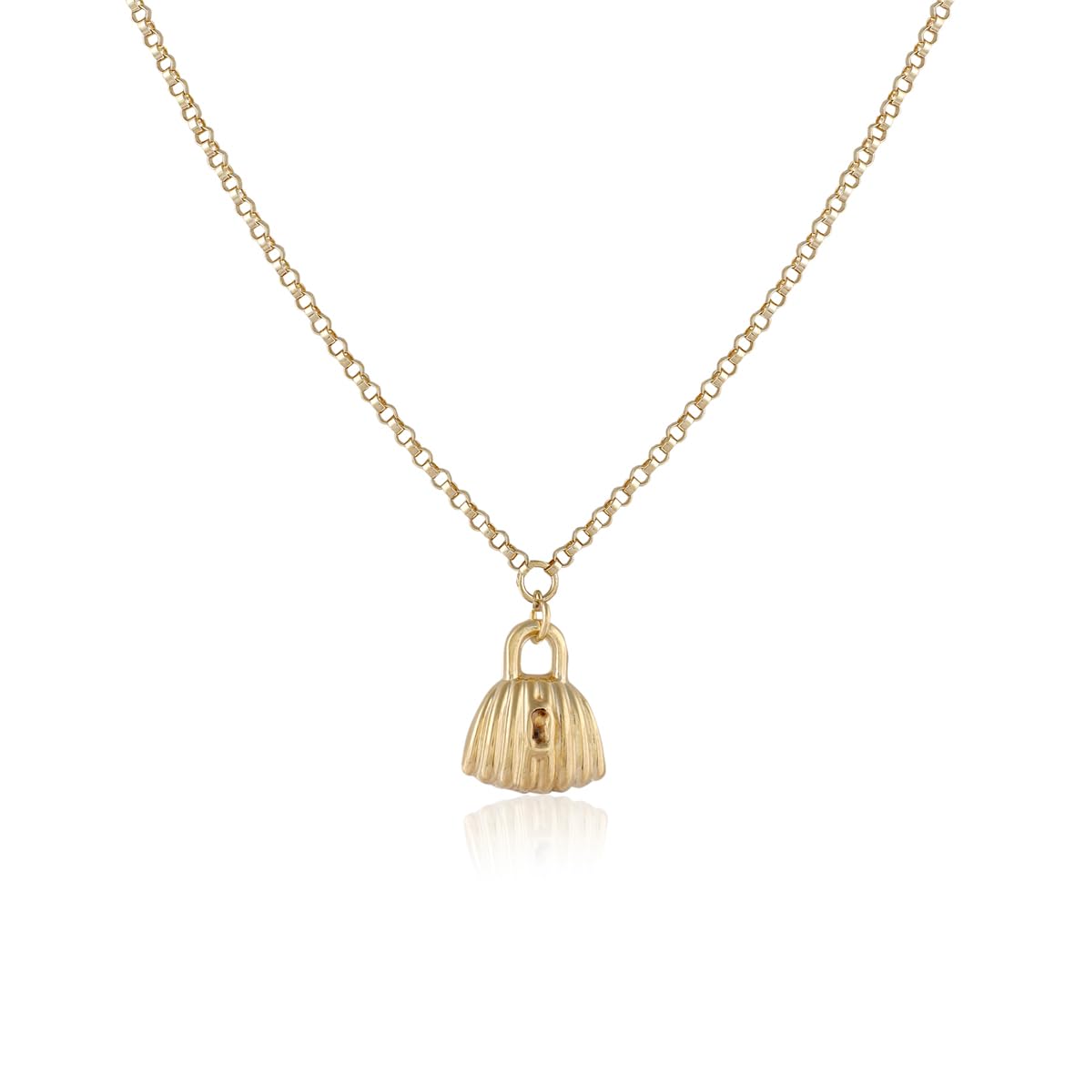 Shell Necklace and Lock Pendant: Aesthetic Gold Plated and Sterling Silver Necklace for Women - Cute and Aesthetic Gold Plated Jewelry for Women - Birthday Gifts for Women