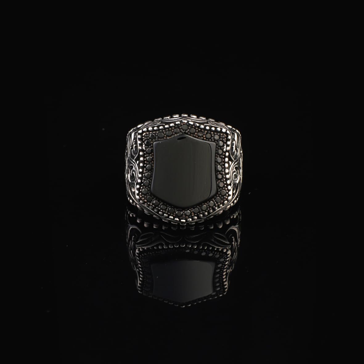 Men’s Black Onyx Gemstone Signet Ring