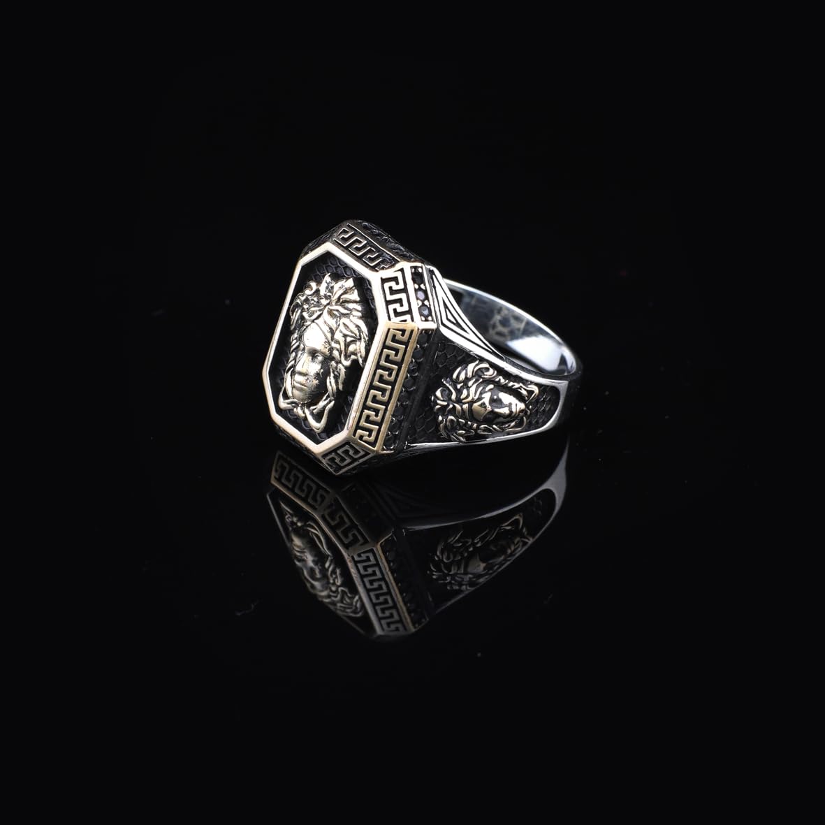 Handmade 925 Sterling Silver Medusa Custom Signet Ring for Men - Mythology Inspired Jewelry with Ring and Silver Polishing Cloth Gift