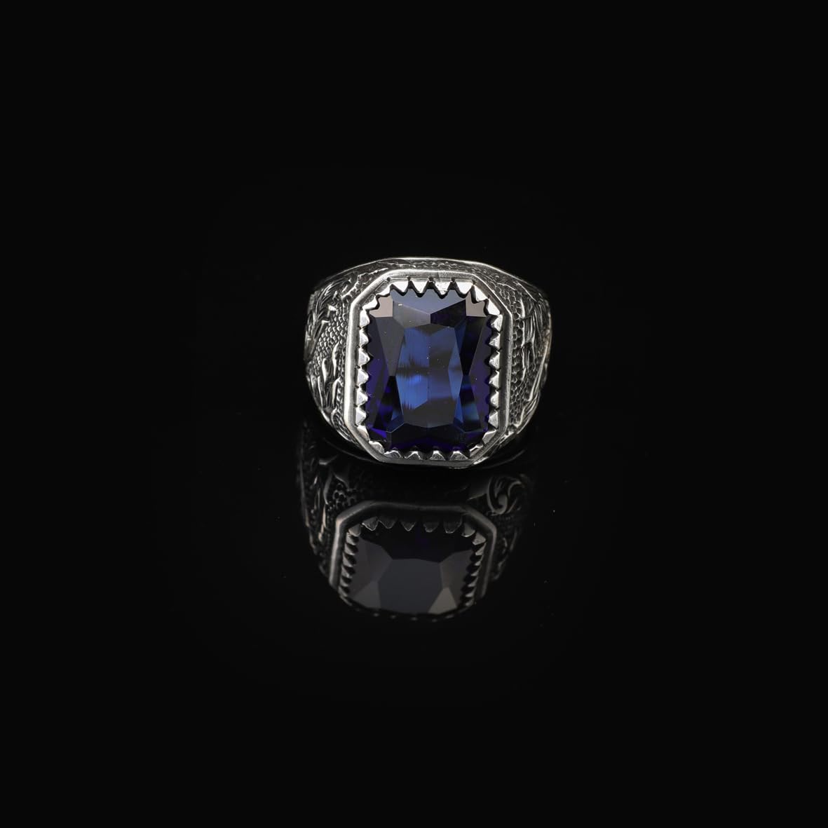 Handmade Blue Sapphire Gemstone Engagement Ring for Men Vintage 925 Sterling Silver
