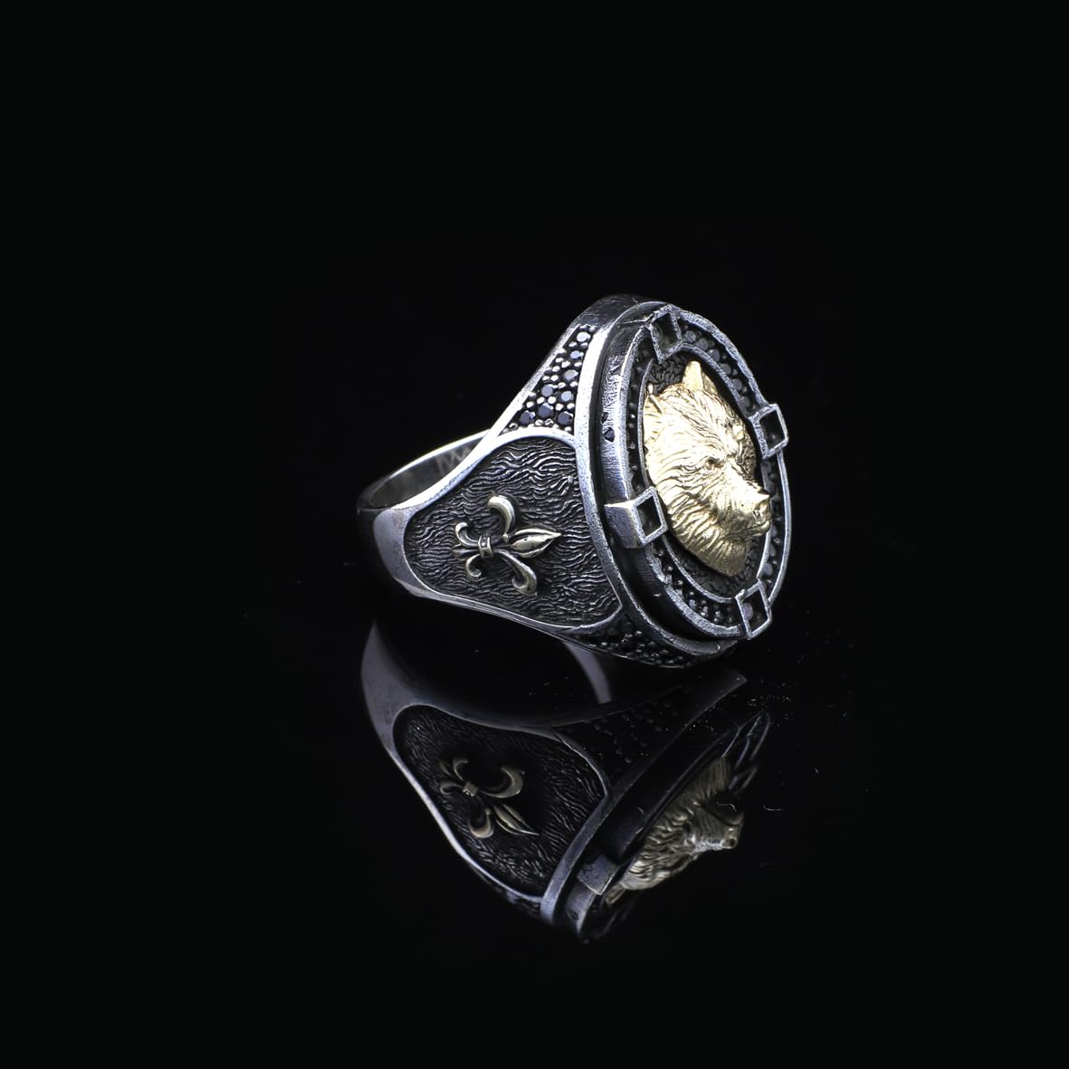 925 Sterling Silver Wolf Ring for Men - Men's Wolf Ring - 925 Sterling Silver Jewelry for a Bold Statement - Birthday Gifts