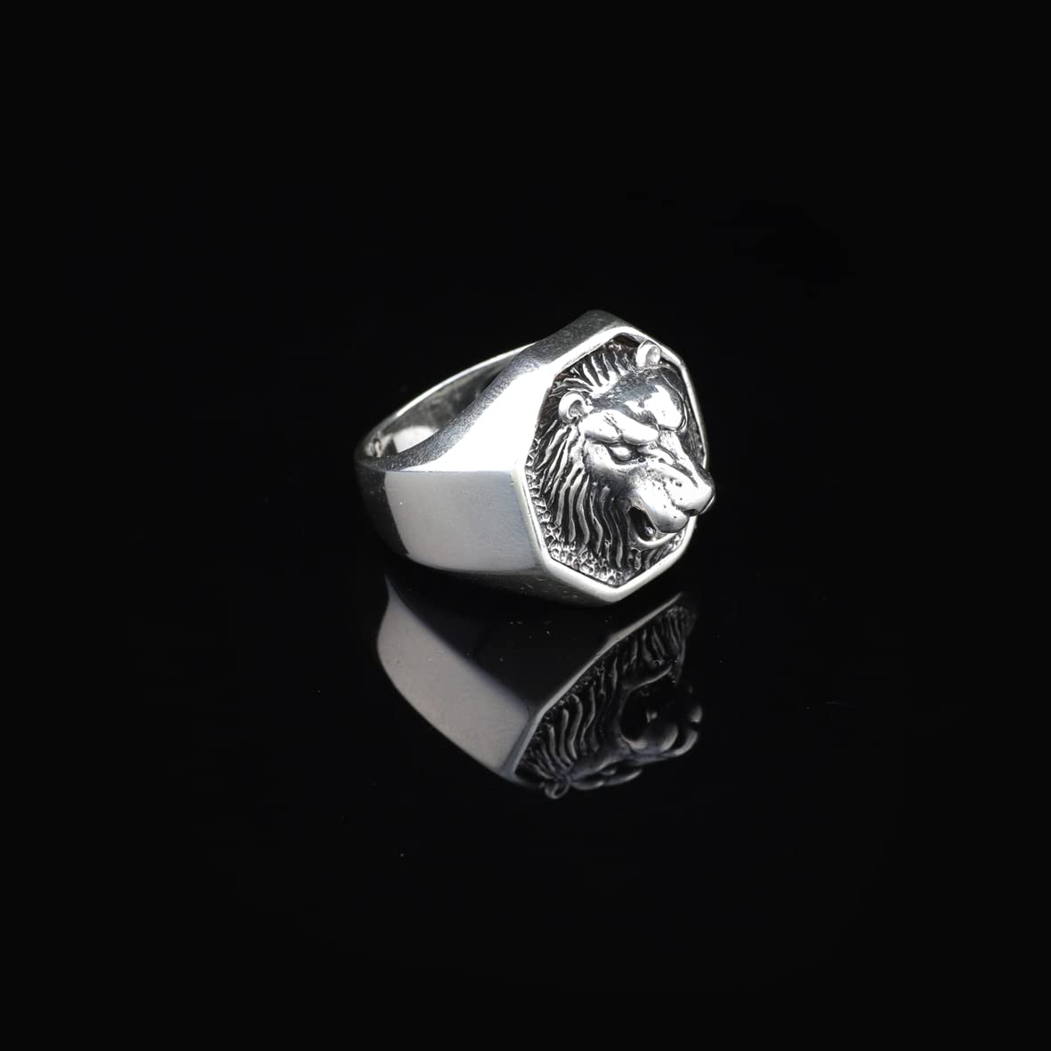 925K Sterling Silver Lion Ring