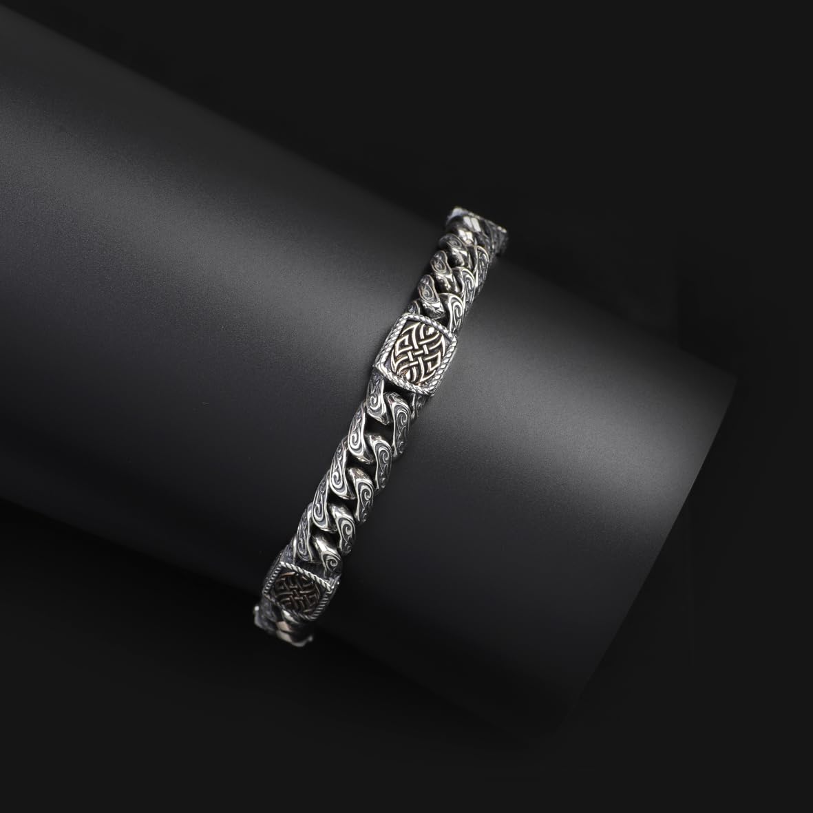 Handmade Gothic Vintage Pattern Mens Bracelet - Made to Order 925 Sterling Silver Personalized Chain Bracelet with Hand-Engraved Detail and Silver Polishing Cloth Gift