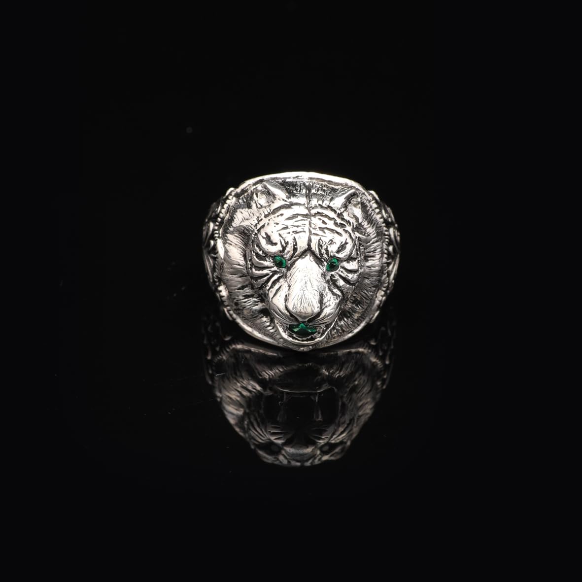 Vintage Tiger Ring with Micro Jade Gemstone - 925 Sterling Silver Men's Ring