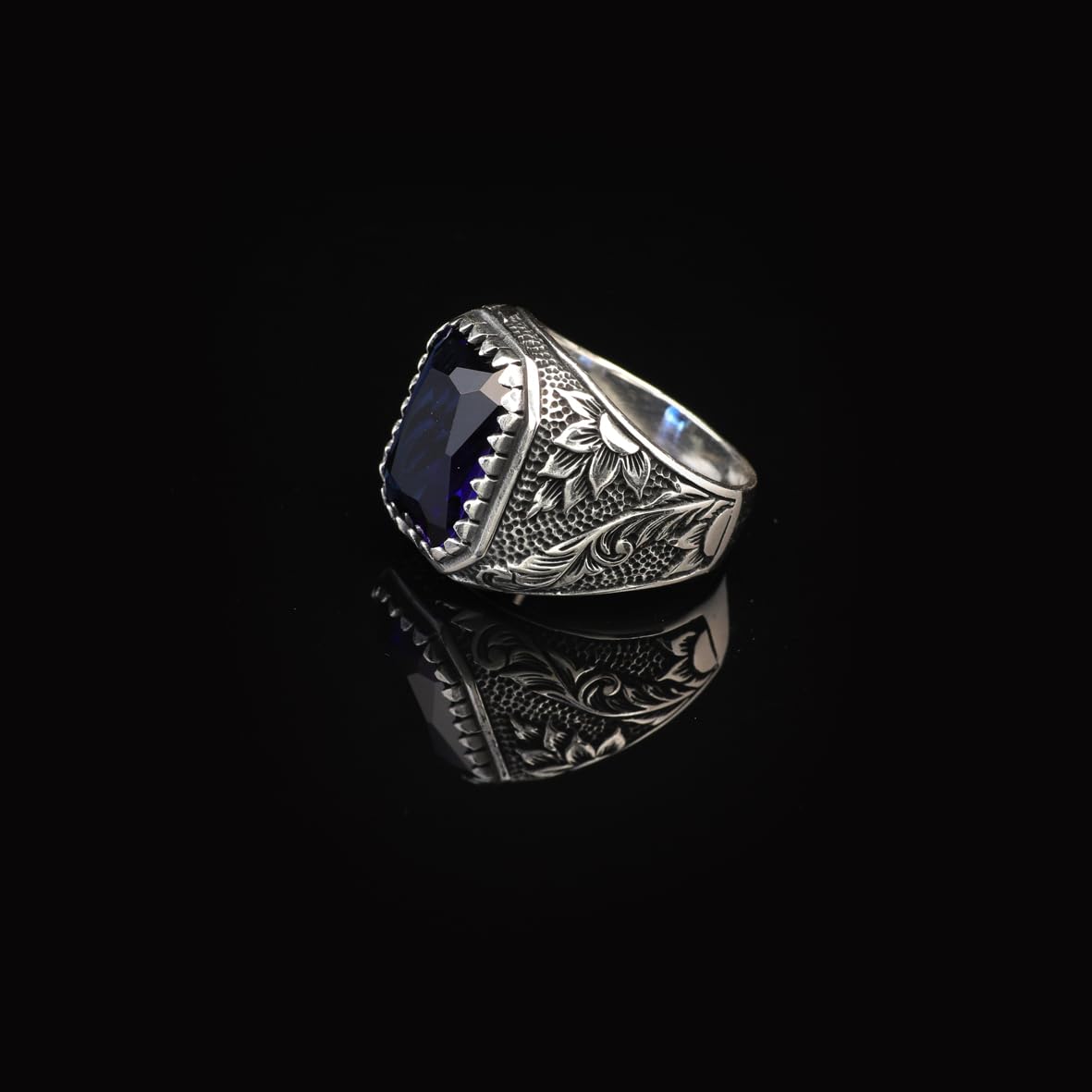 Handmade Blue Sapphire Gemstone Engagement Ring for Men Vintage 925 Sterling Silver