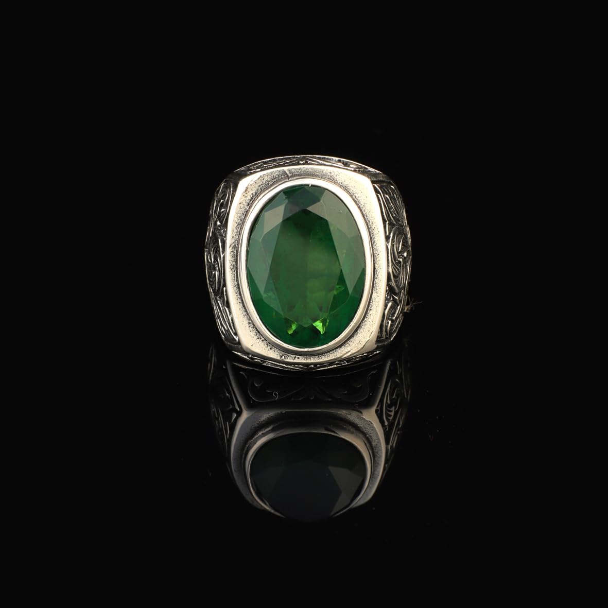 Men's Vintage Ottoman Emerald Ring