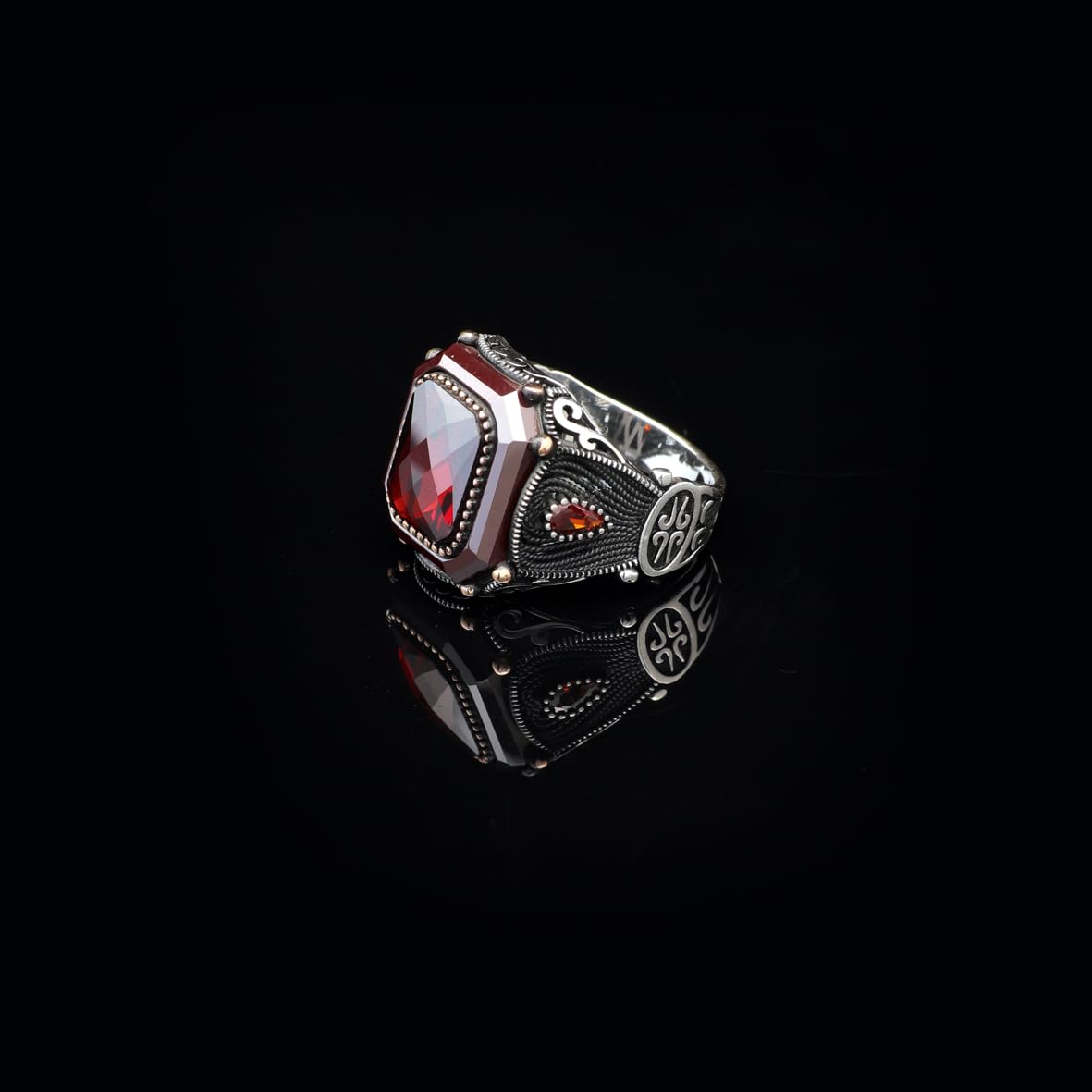 Vintage Garnet Ring for Men – Handmade 925 Sterling Silver Turkish Engagement Ring with Polished Finish – Men's Gemstone Ring with Silver Polishing Cloth Gift