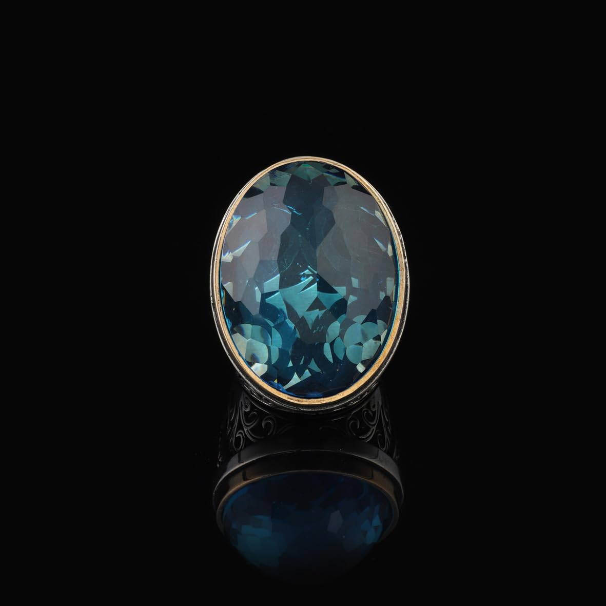 Aquamarine Ring with Micro Sapphire