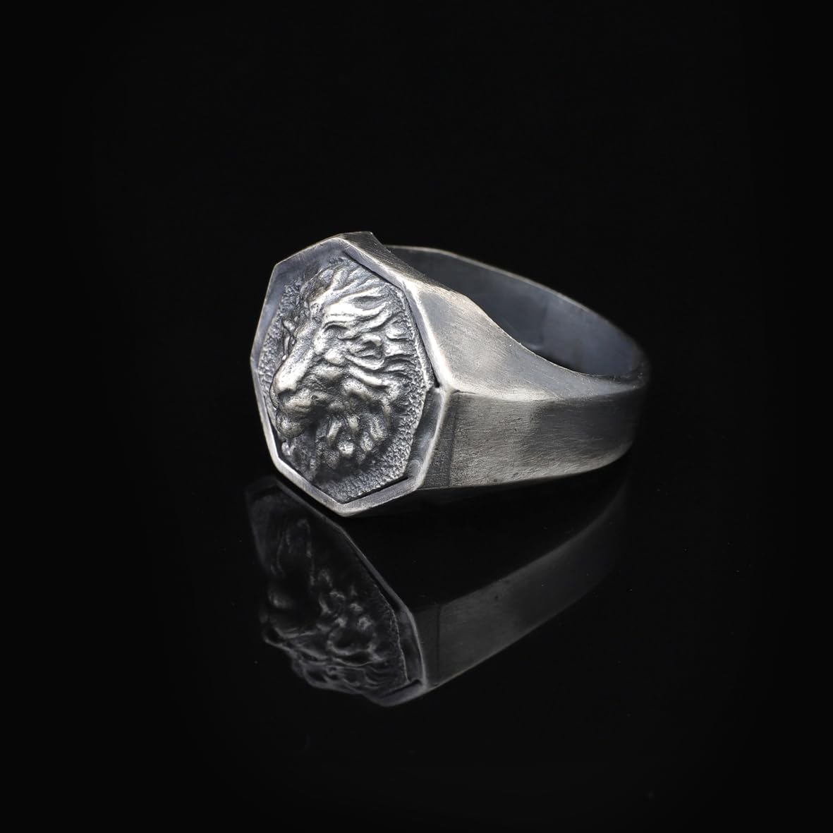 Handmade Pinky Lion Signet Ring - 925 Sterling Silver Men's Jewelry