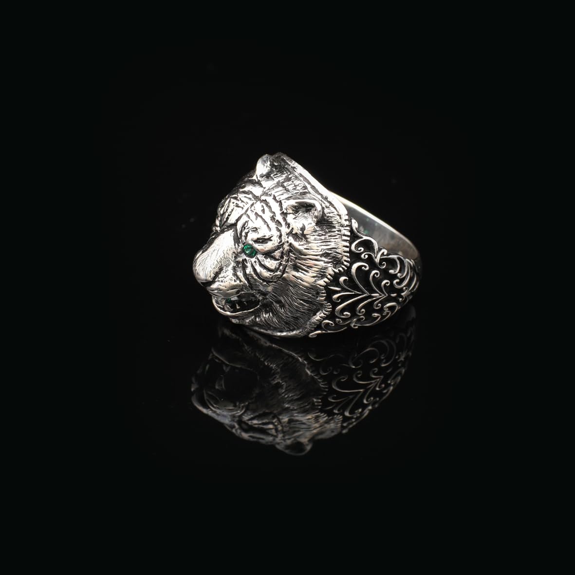 Vintage Tiger Ring with Micro Jade Gemstone - 925 Sterling Silver Men's Ring
