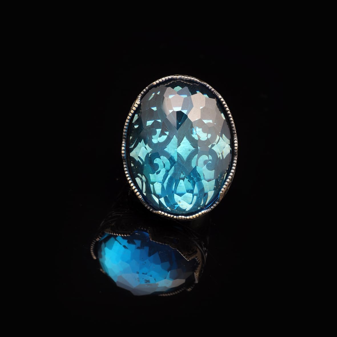 Aquamarine Ring with Large Oval Stone – Vintage Men’s Ring in Polished 925 Sterling Silver