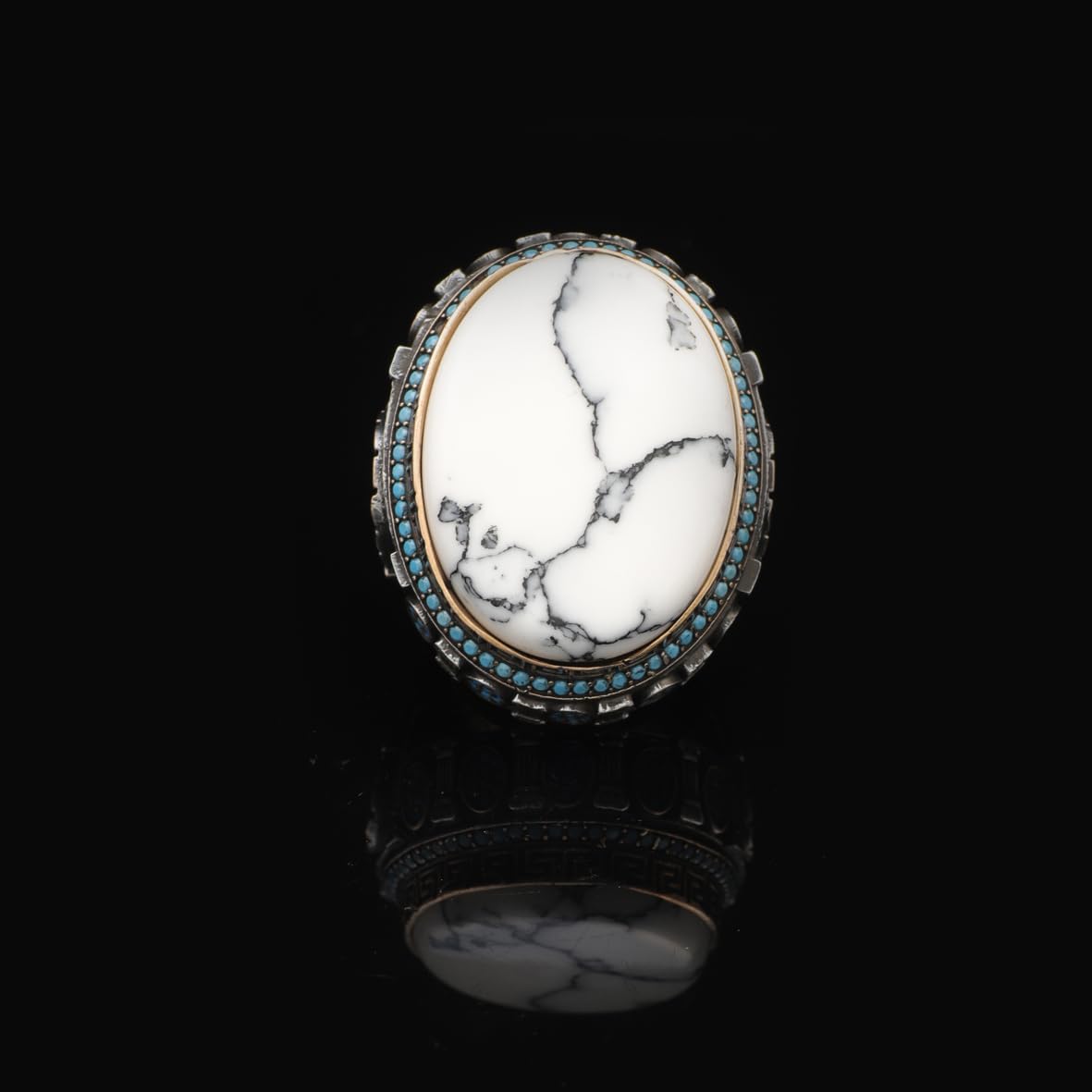 White Turquoise Ring with Micro Turquoise Stone – Large Oval Vintage Men’s Ring in Polished 925 Sterling Silver