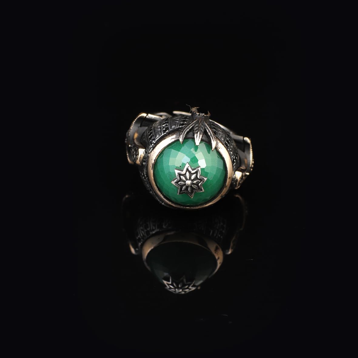 Handmade Emerald Gemstone Ottoman Style Sword Ring for Men Vintage 925 Sterling Silver