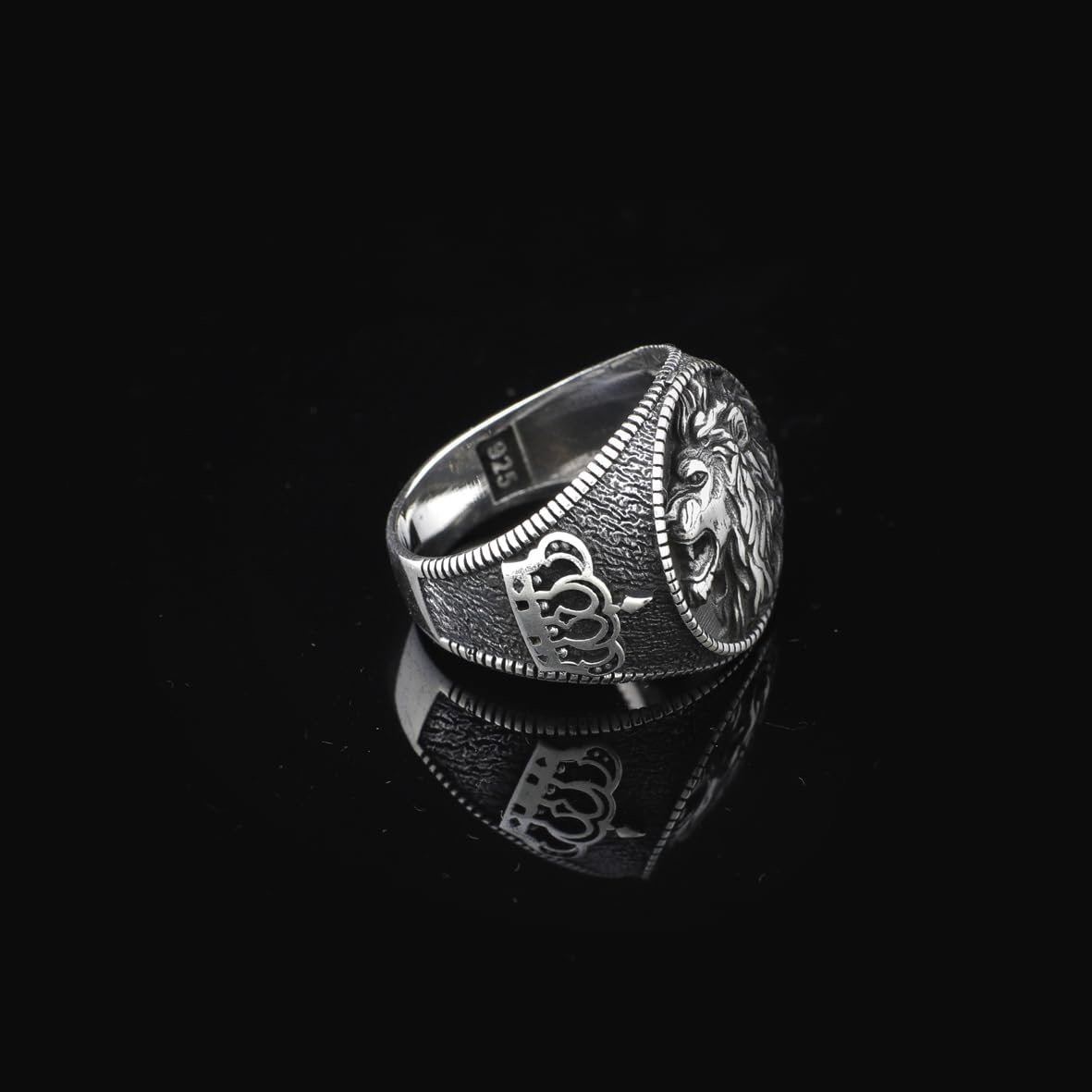 Men's Handmade Lion Signet Ring - Biker Jewelry in 925 Sterling Silver