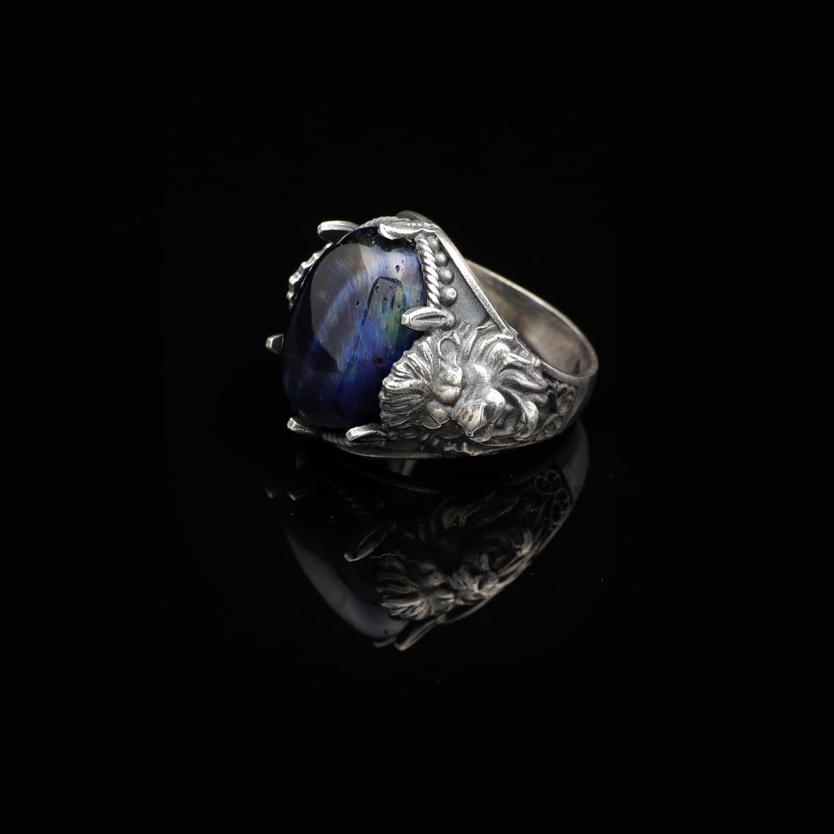 Men's 925 Sterling Silver Lion Ring with Blue Tiger Eye Oval Stone - Handmade Vintage Signet Ring