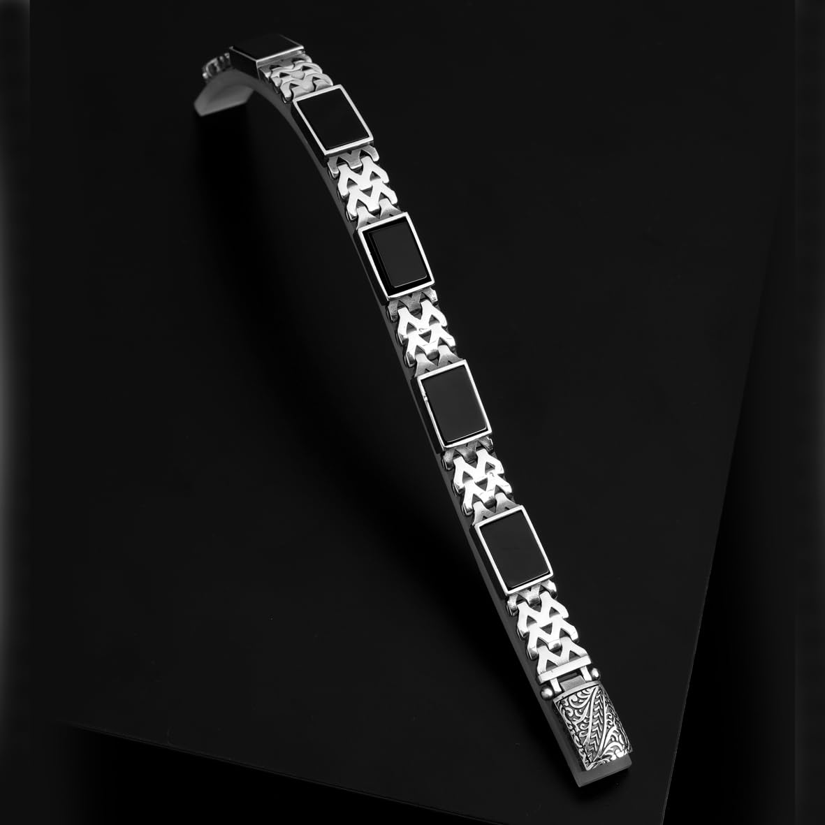 Mens Onyx Gemstone Bracelet – Handmade and Hand-Engraved Vintage Chain Bracelet in Sterling Silver – Made to Order Gothic Personalize Bracelet + Silver Polishing Cloth