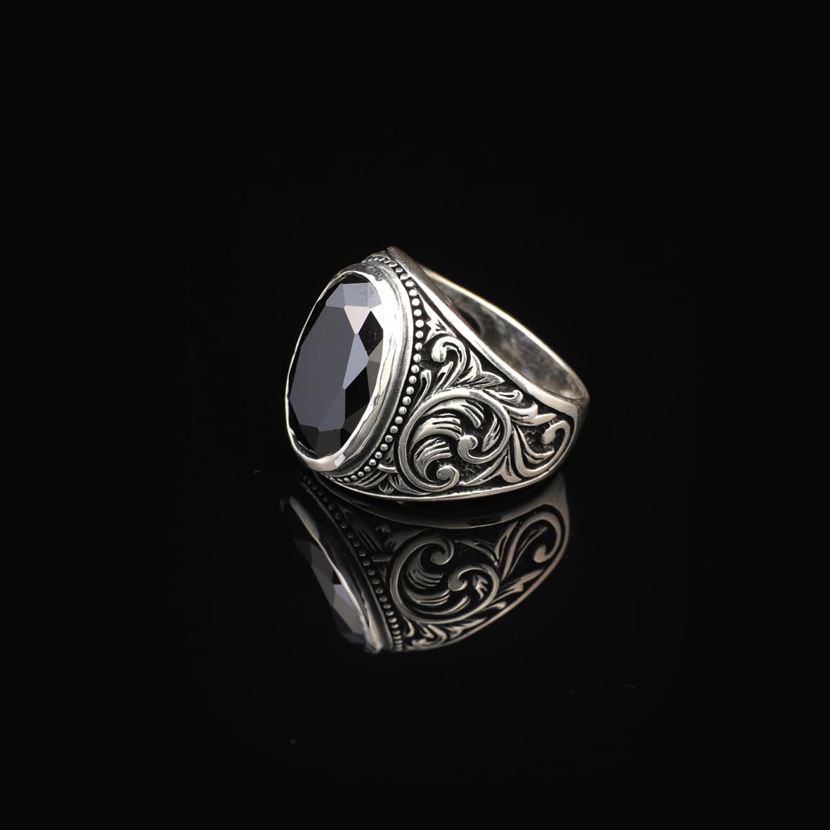 Handmade Onyx Gemstone Oval Stone Engagement Ring for Men Vintage 925 Sterling Silver