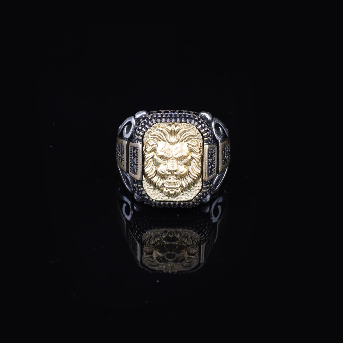 Handmade Lion Custom Signet Ring for Men - Micro Onyx Gemstone