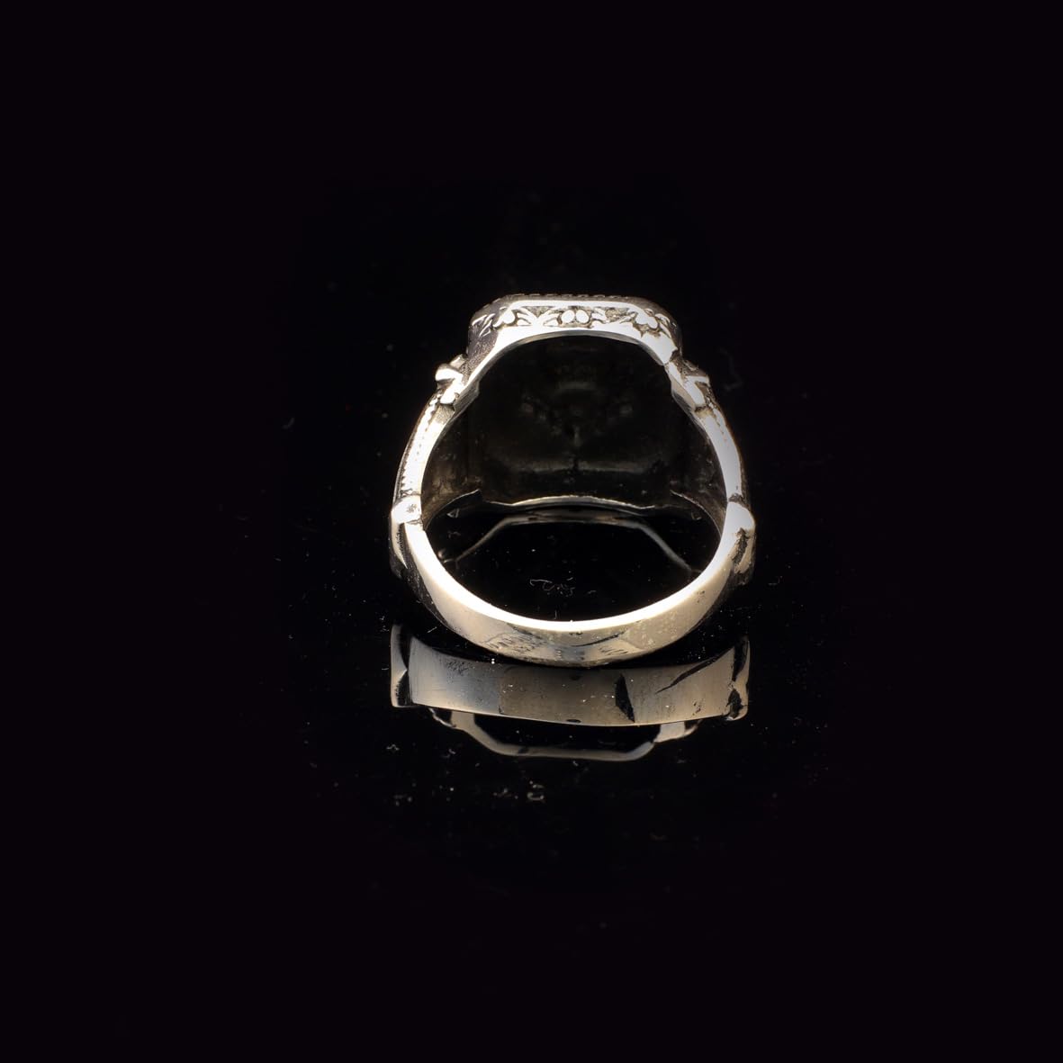 Sterling Silver Lion Signet Ring – Vintage Animal Statement Jewelry