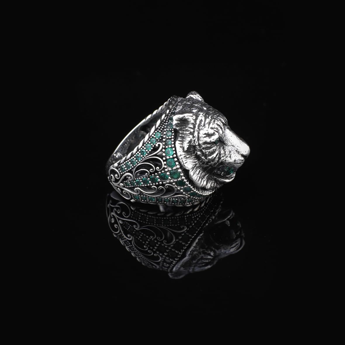 Handmade 3D Tiger Ring in 925 Sterling Silver with Jade Gemstone - Men's Animal Jewelry