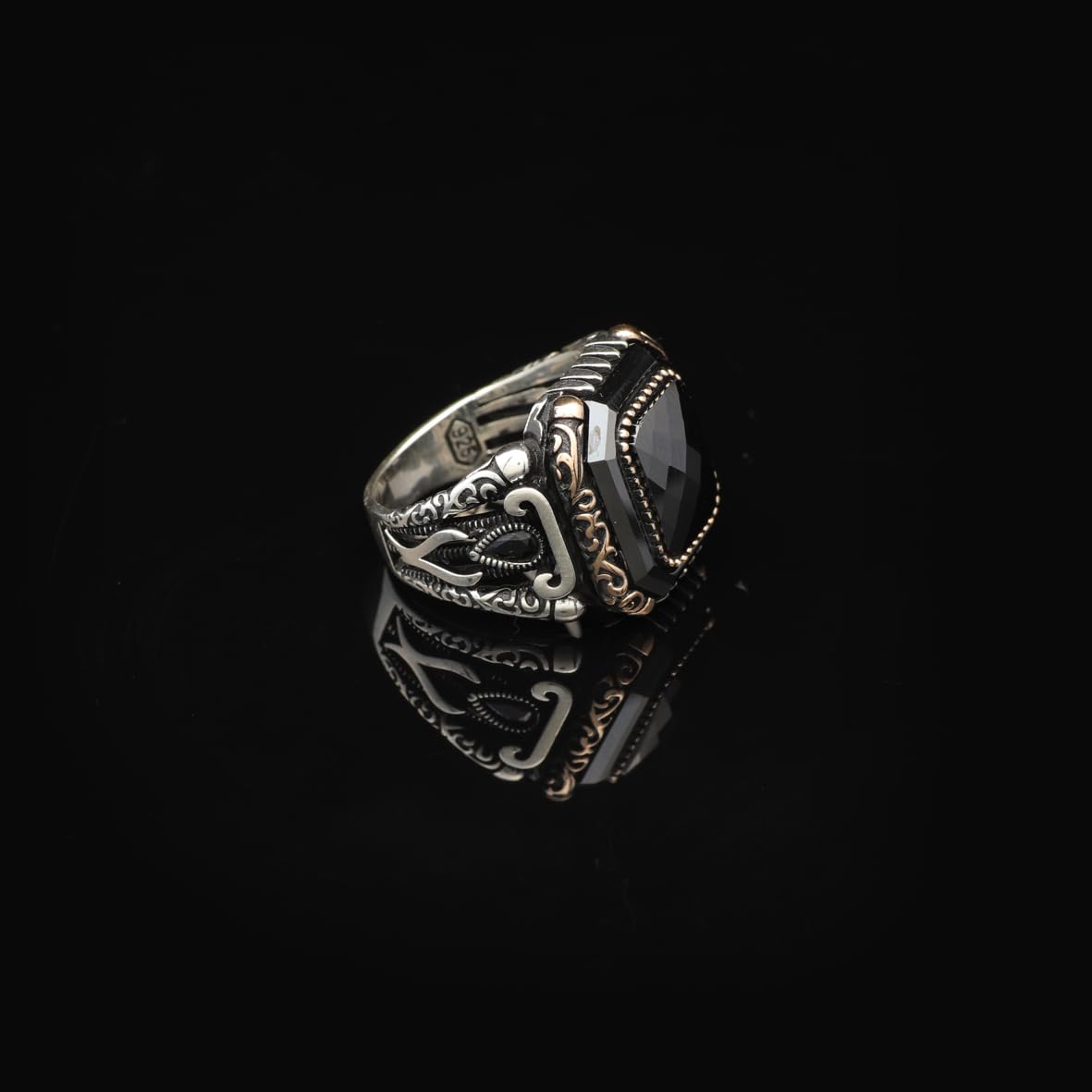 Vintage Black Onyx Ring for Men - Handmade 925 Sterling Silver Engagement Ring with Polished Gemstone - Turkish Style Men's Jewelry with Silver Polishing Cloth Gift