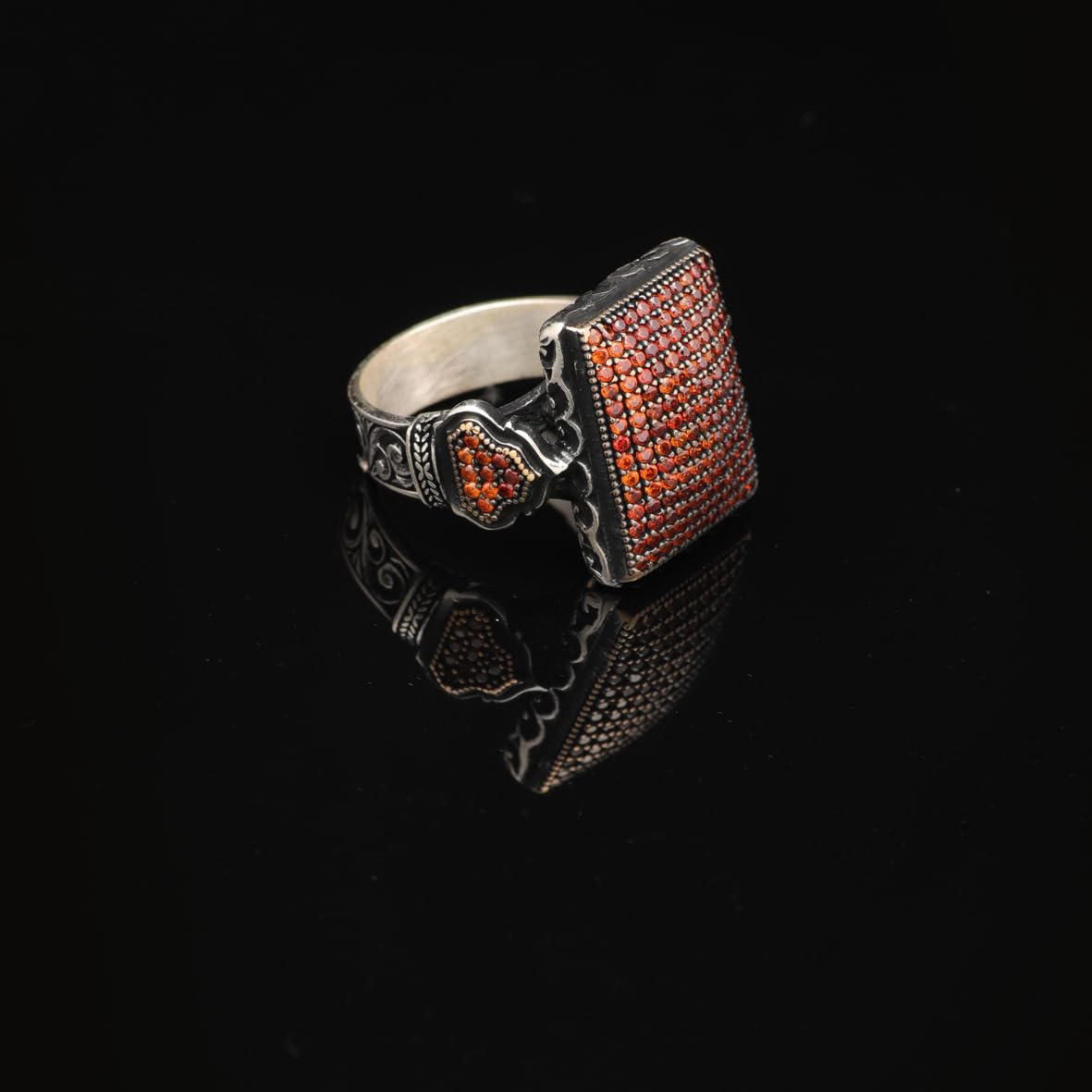 Vintage Garnet Ring with Micro Stones – Handmade 925 Sterling Silver Statement Ring for Men – Polished Gemstone Engagement Ring with Custom Engraving