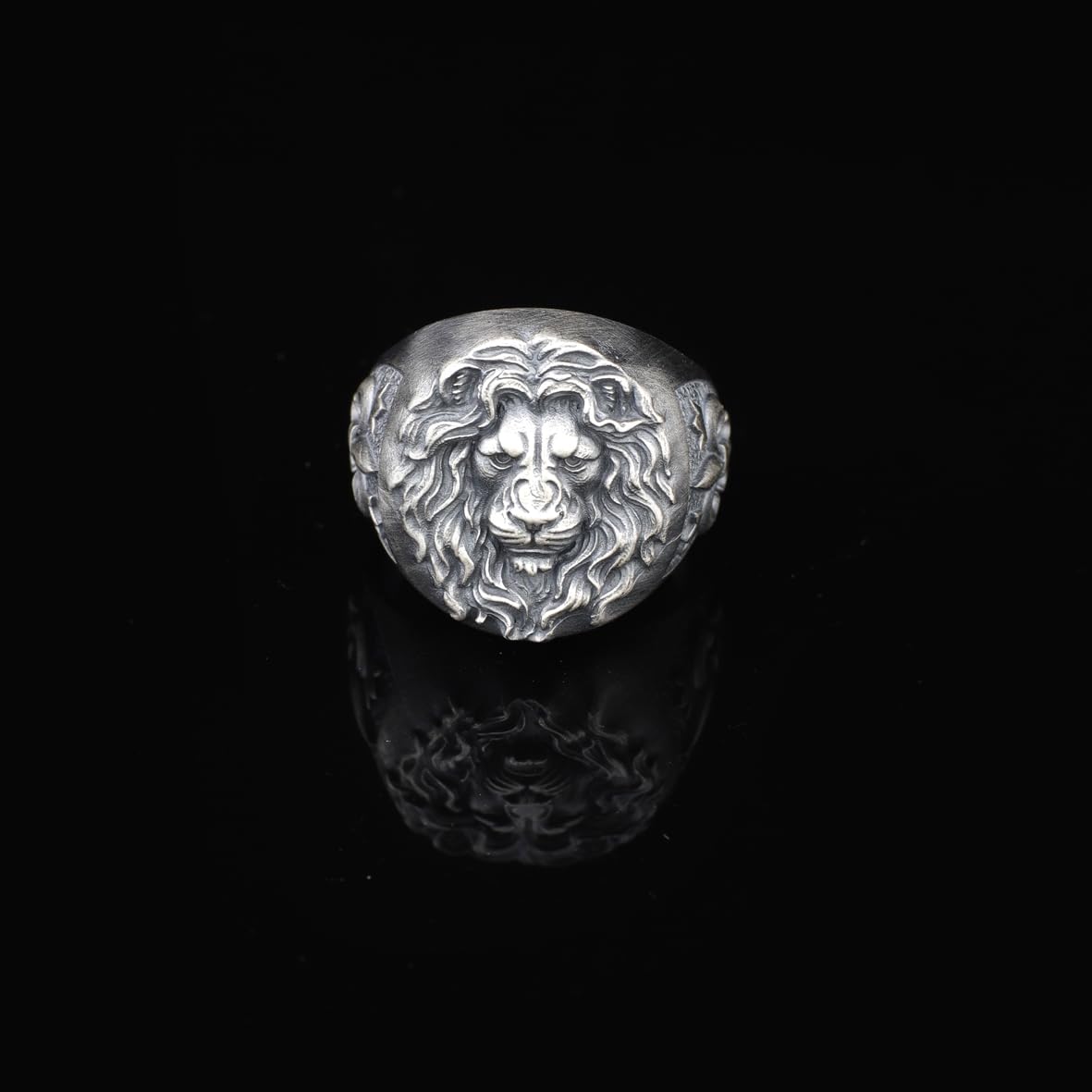 Handmade 925 Sterling Silver 3D Lion Signet Oxidized Ring - Men's Jewelry with Silver Polishing Cloth Gift