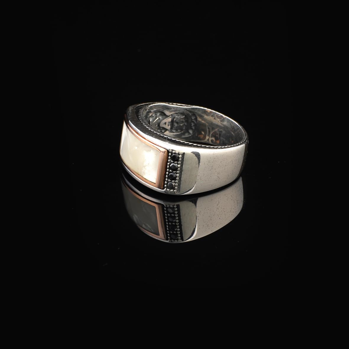 Vintage Mother of Pearl Signet Ring