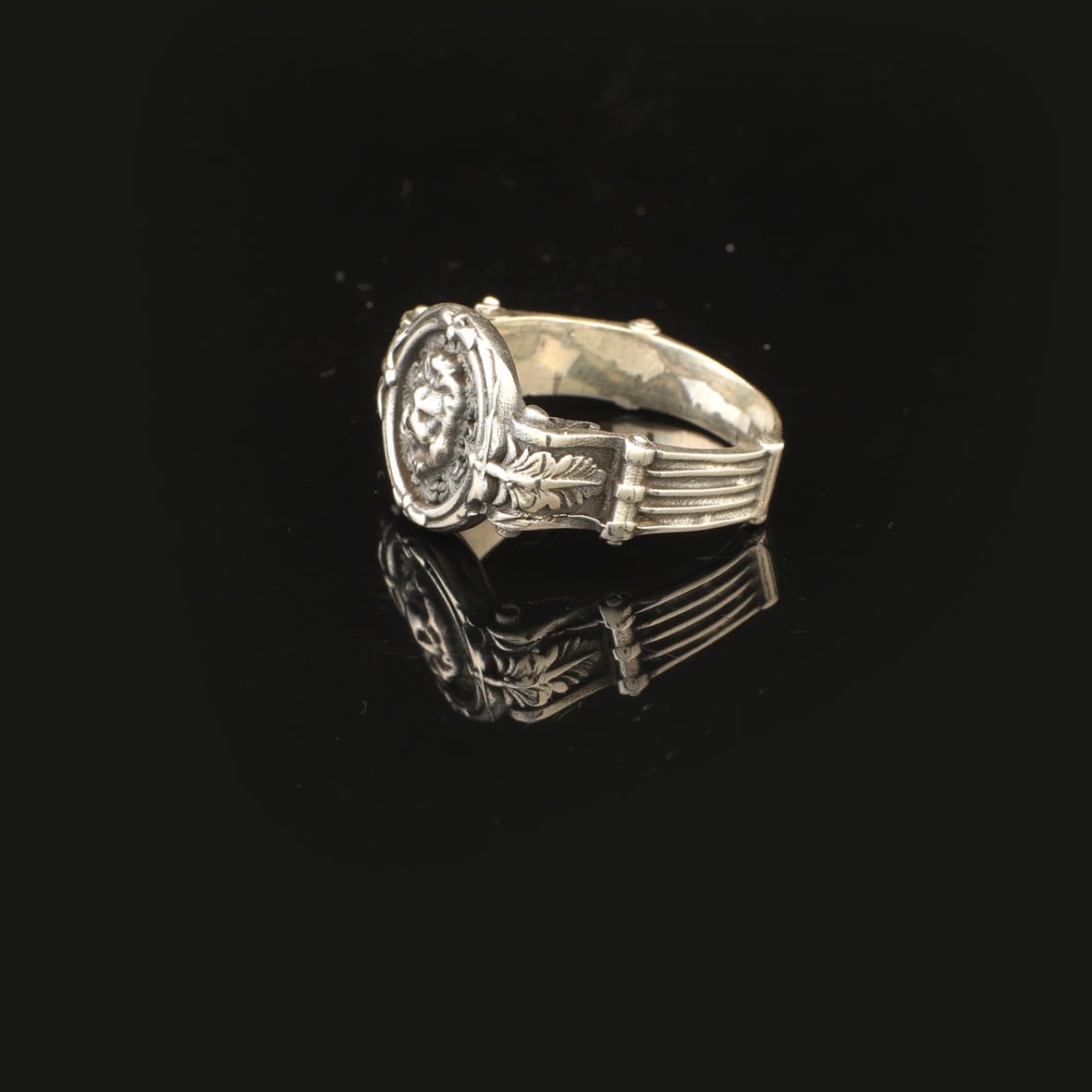 Lion Ring Silver Signet Ring Animal Gothic Ring Statement Ring Vintage Ring Pinky Ring Sterling Silver Ring Gift for Him Handmade